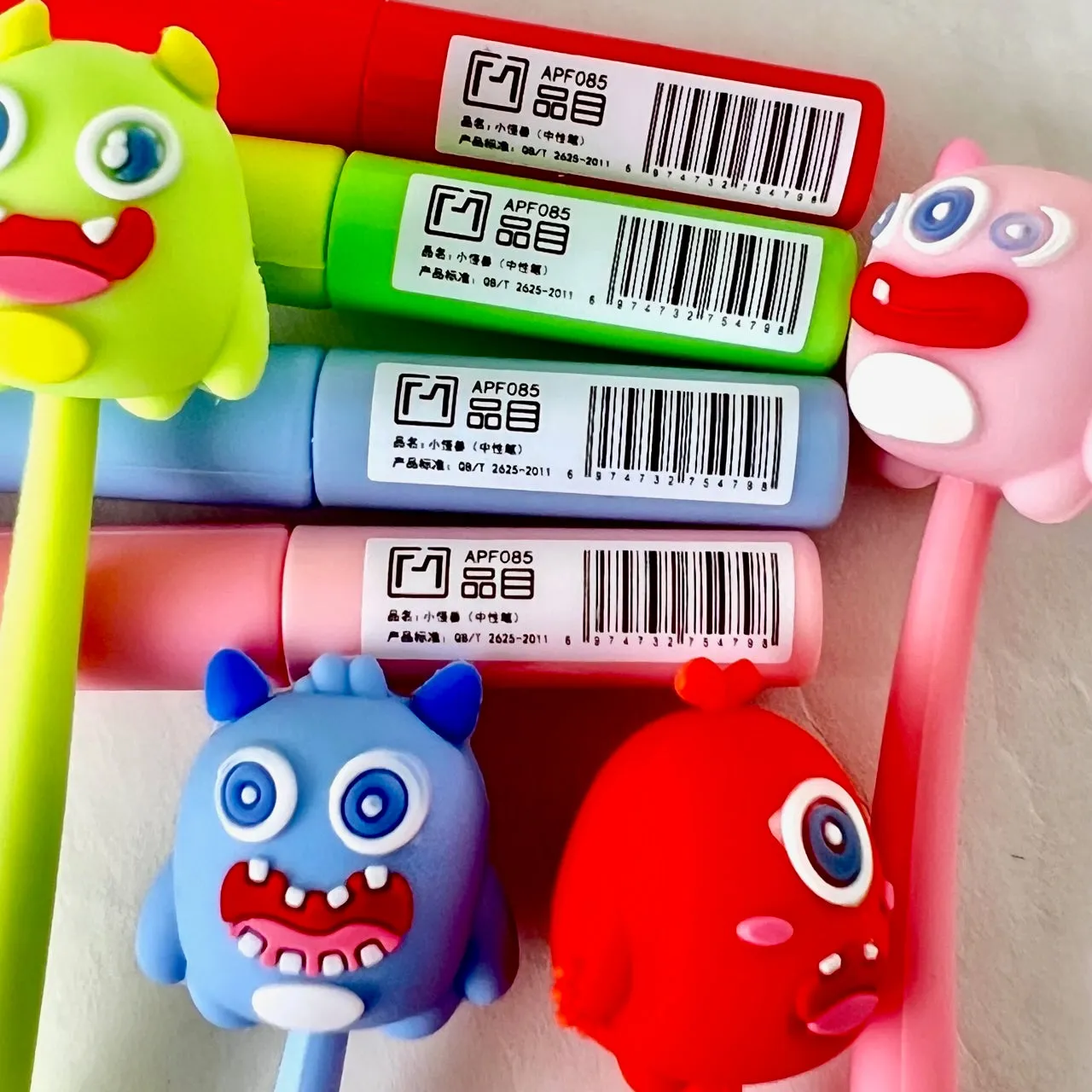 22568 MONSTER WIGGLE GEL PEN-36