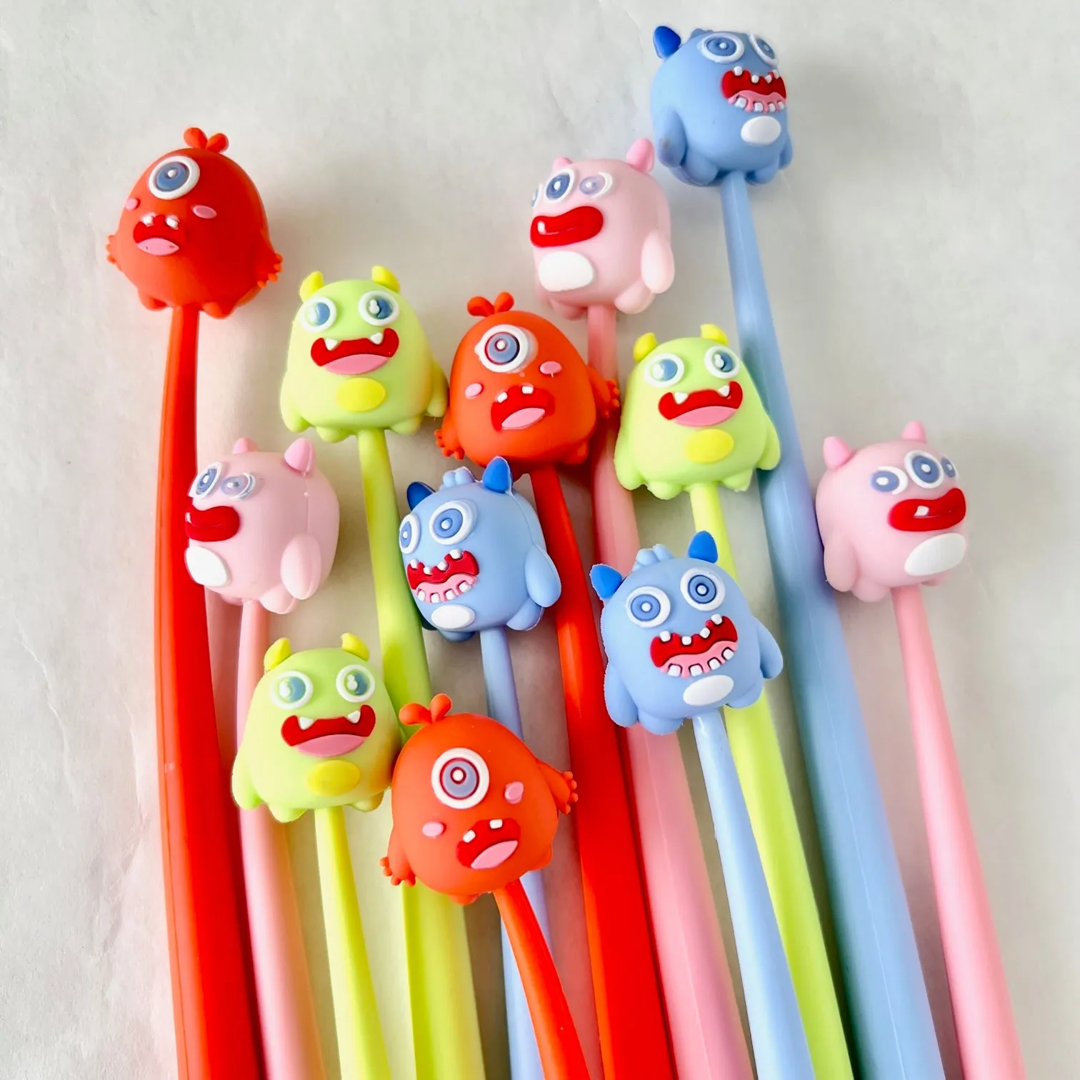 22568 MONSTER WIGGLE GEL PEN-36