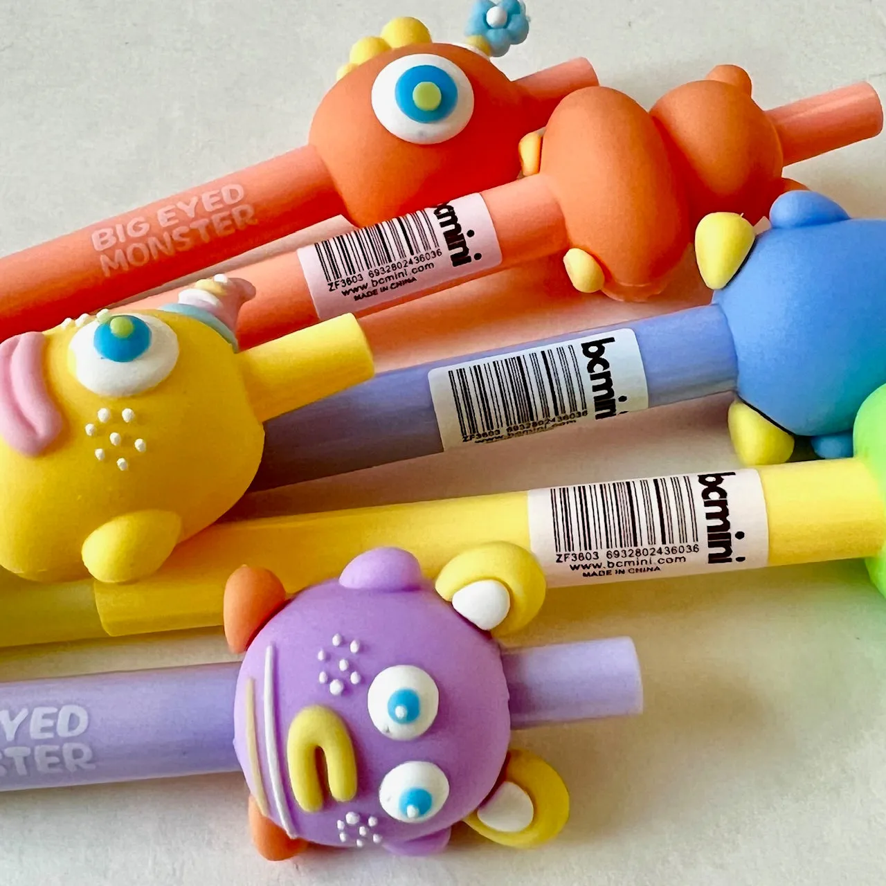 22597 BIG EYE MONSTER GEL PEN-36