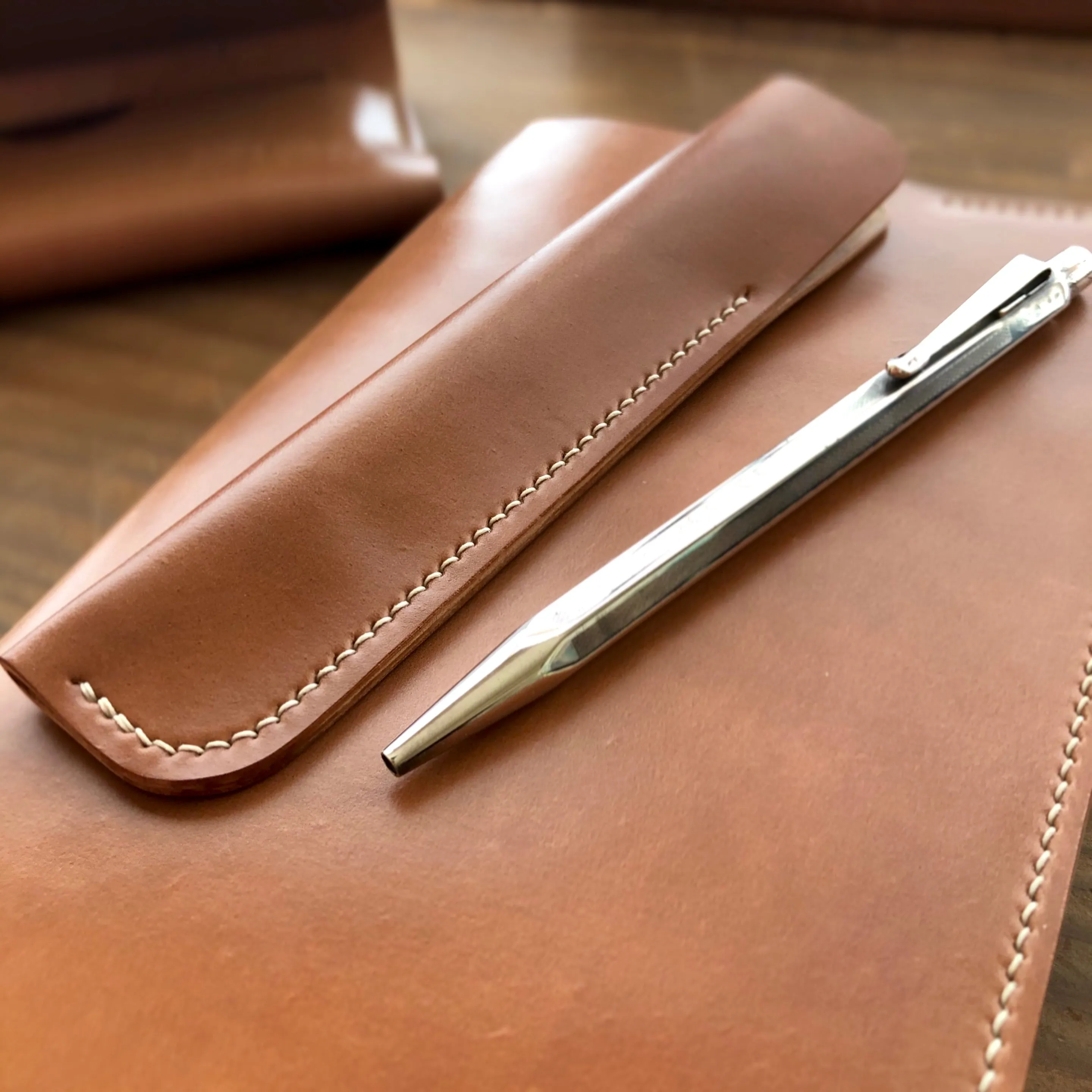 Shell Pen Sheath (Small)【Horween】シェルコードバンのペンシース (Sサイズ)