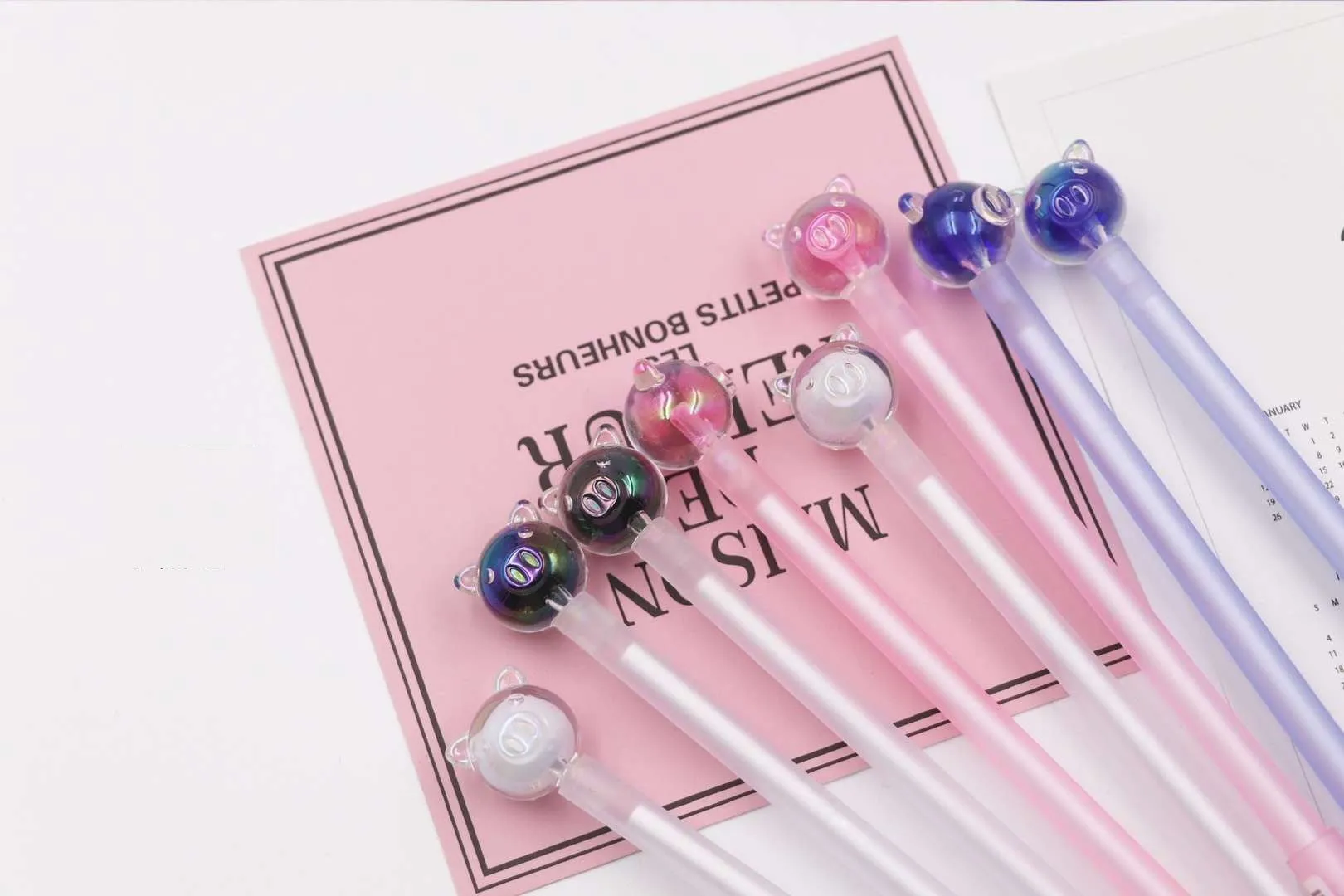 X 22284 CRYSTAL PIGGY GEL PEN-DISCONTINUED